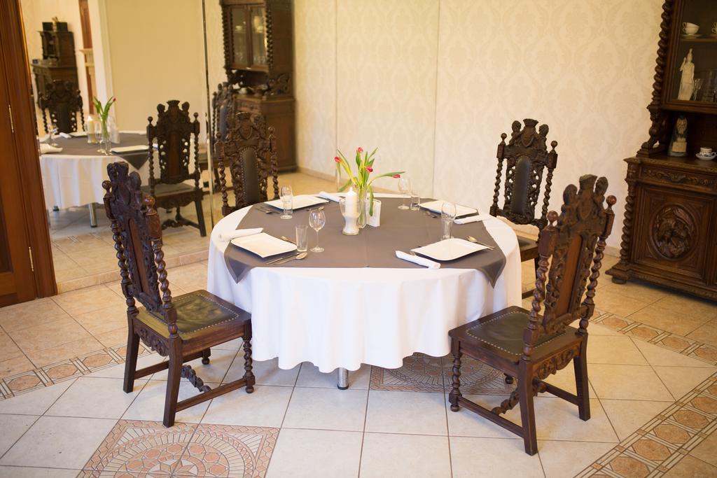 לינה וארוחת בוקר Ujście Palac Jablonowo מראה חיצוני תמונה